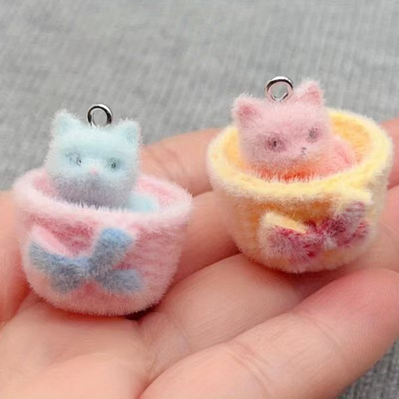 4個入り3Dぬいぐるみ樹脂製猫ペンダント、DIYジュエリー製 - Jewelry Making Birthday Party のレビューと価格